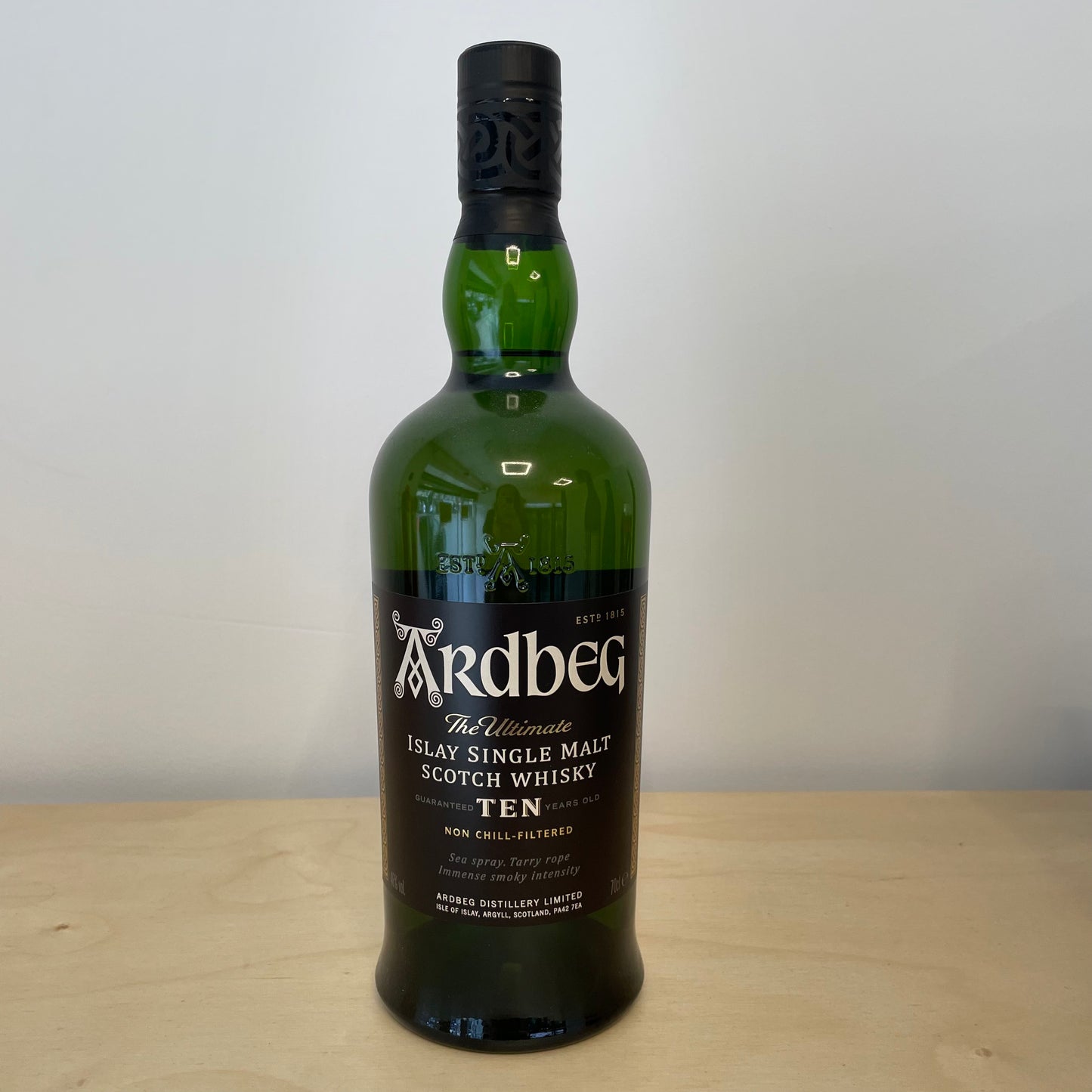 Ardbeg 10 Year Old (70cl Bottle)