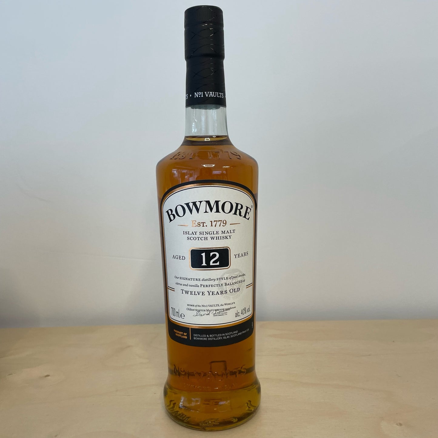 Bowmore 12 Year Old (70cl Bottle)