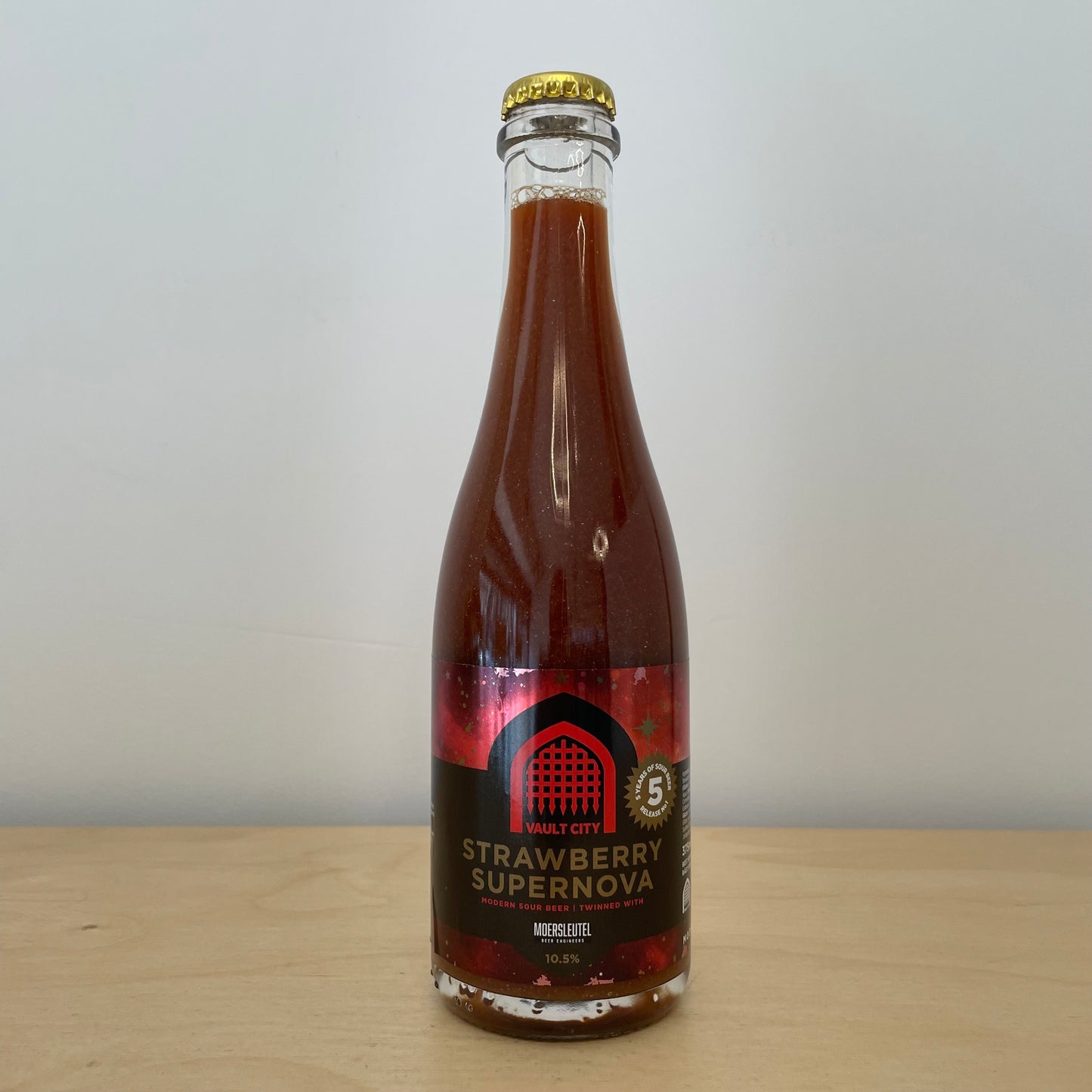 Vault City x Moersleutel Strawberry Supernova (375ml Bottle)